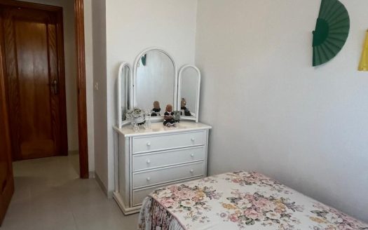 MAGNIFICA VIVIENDA EN EL POUET