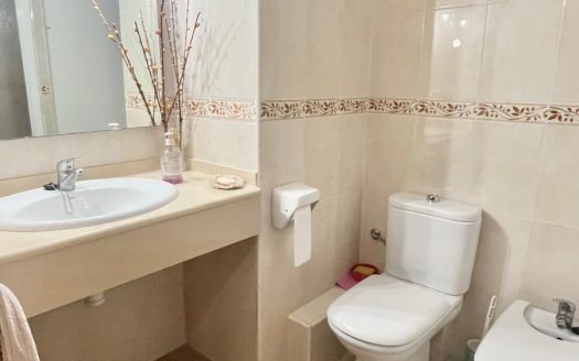 V-04 CALLE AMERIQUES SEGUNDA LINEA PLAYA