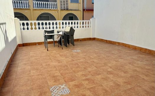 CASA EN ZONA DEL SOCARRAT