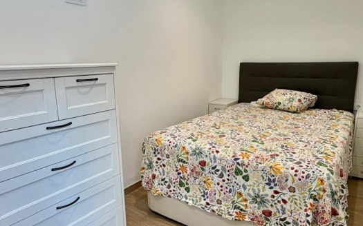 CASA EN ZONA DEL SOCARRAT